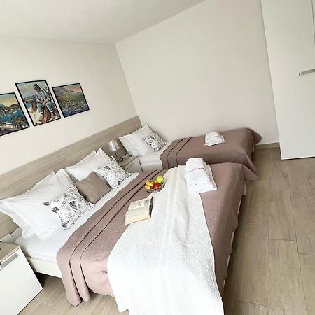 Apartments Irma Baska Voda Luaran gambar