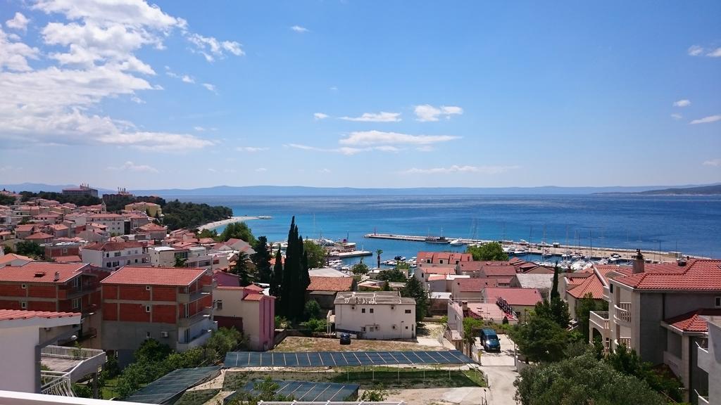 Apartments Irma Baska Voda Luaran gambar