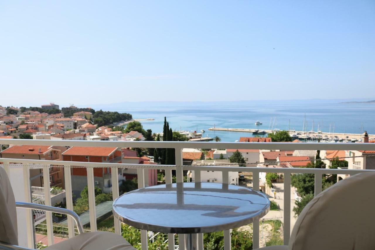 Apartments Irma Baska Voda Luaran gambar